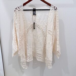 Vince Camaro Elegant Cream Lace Women Top
